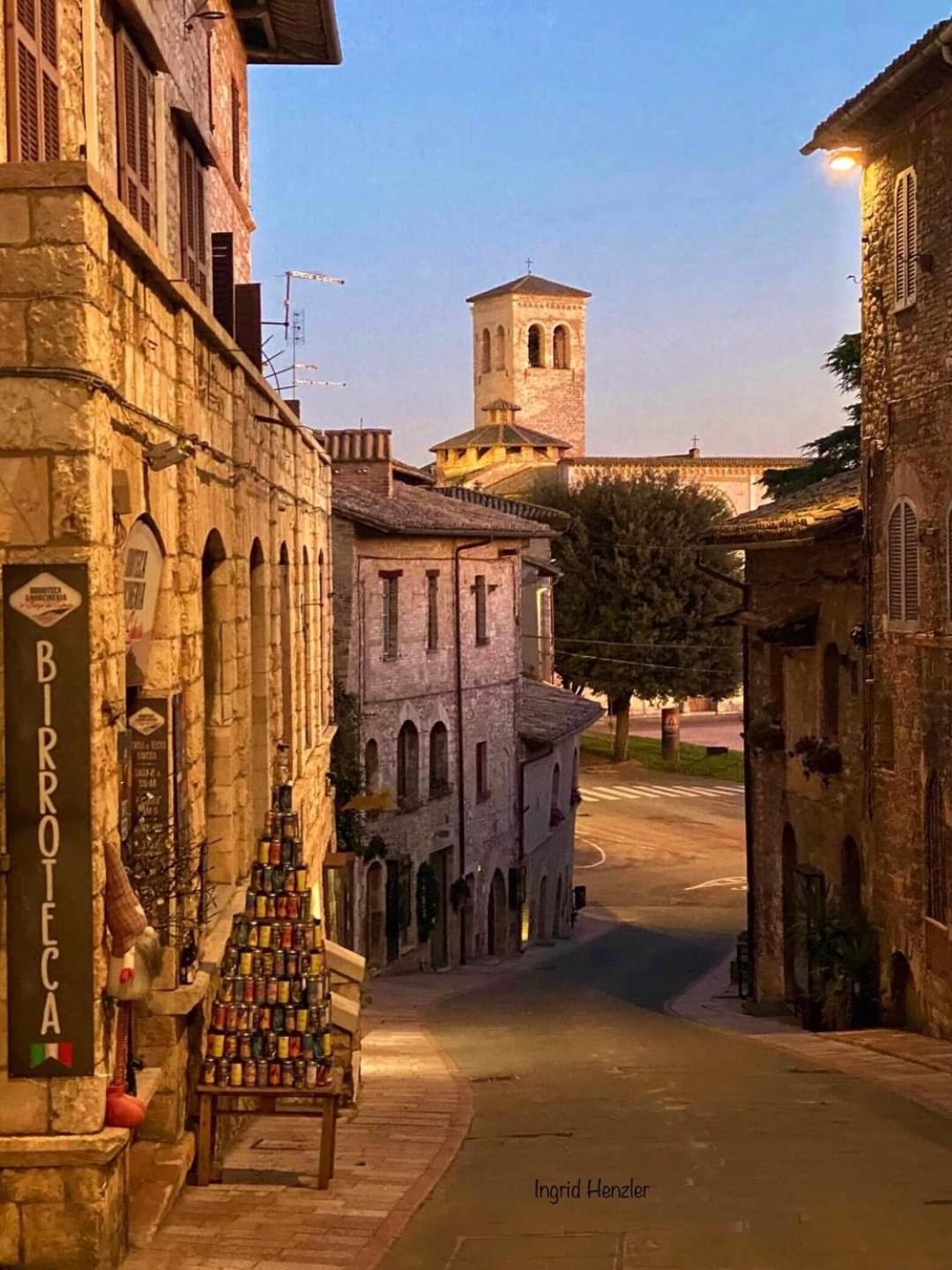 Casa Vacanze Frate Elia อัสซิซี ภายนอก รูปภาพ